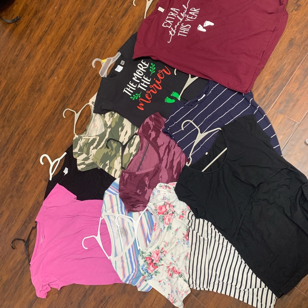 Lot of maternity and 2 breastfeeding top s-L